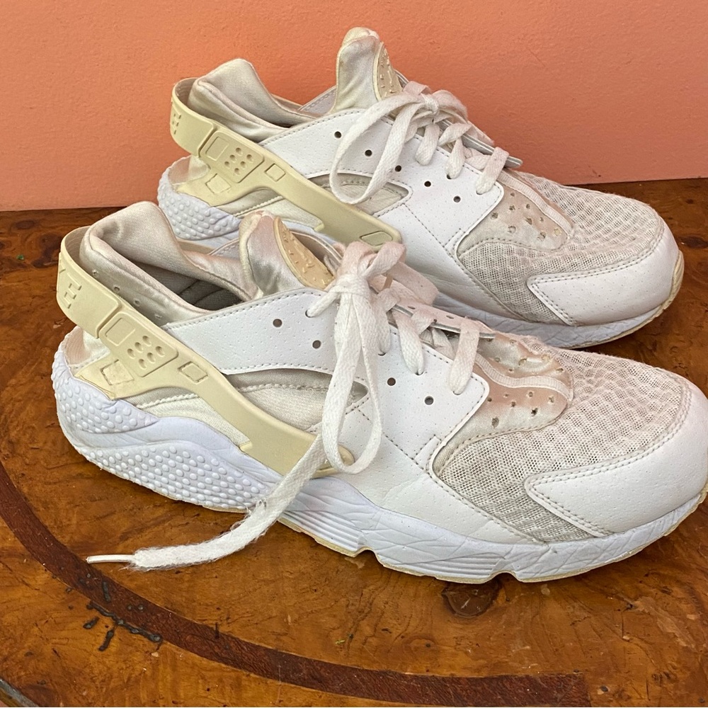 Nike Air Huarache Mens Size 11.5 White Sneakers Shoes 318429-111